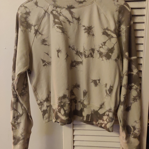 Lululemon Shibori dyed Ready To Roll Crew - Picture 8 of 8